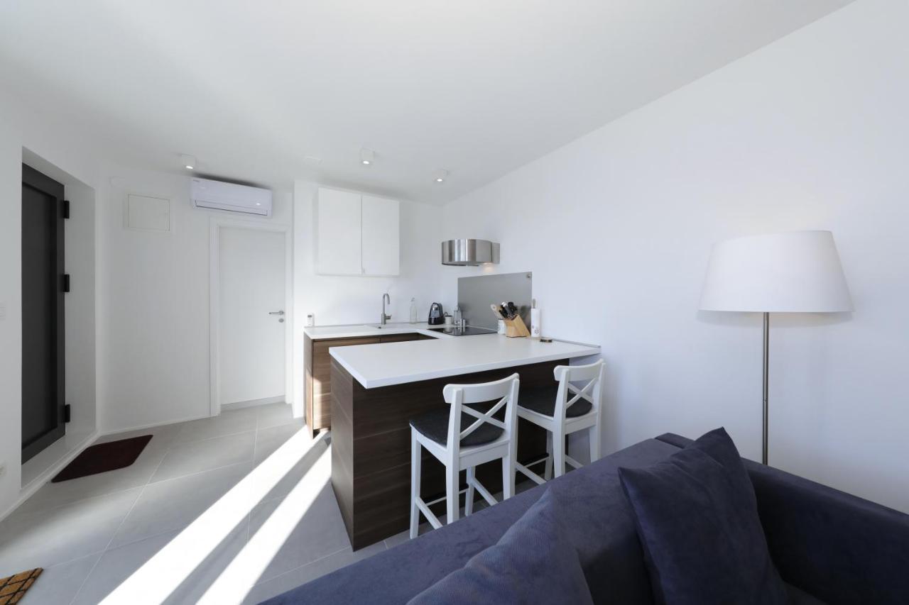 Stunning Sea View Apartment زادار المظهر الخارجي الصورة